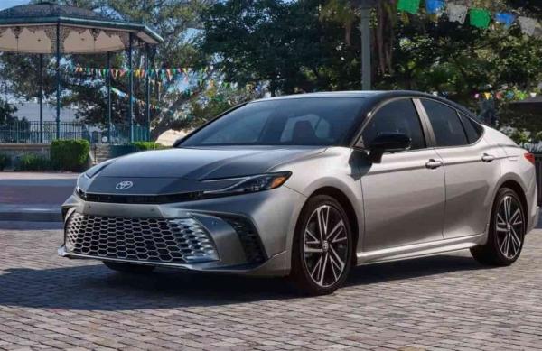 Доводчики дверей Toyota Camry V80 2024-2025